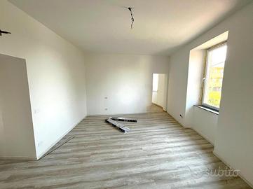 2 LOCALI A PONTE SAN PIETRO