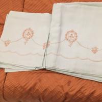 Lenzuolo lino verde ricamato