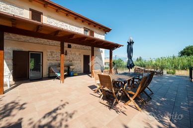 PORZIONE DI BIFAMILIARE A CARAMANICO TERME