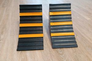 Cunei RWC-1×2 Ruota Gomma Chock, Heavy-Duty