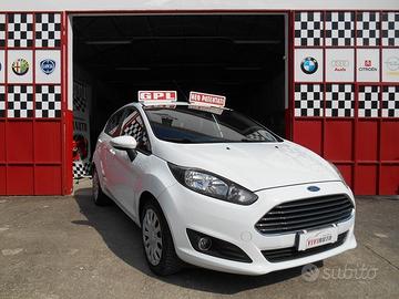 Ford Fiesta 1.4 5 porte CON IMPIANTO G.P.L