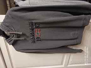 felpa napapijri  €28