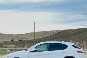 Alfa Romeo Stelvio Q4 Veloce