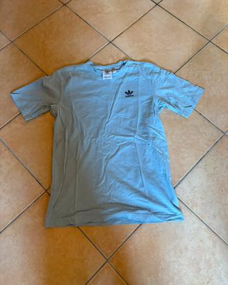 T shirt Adidas