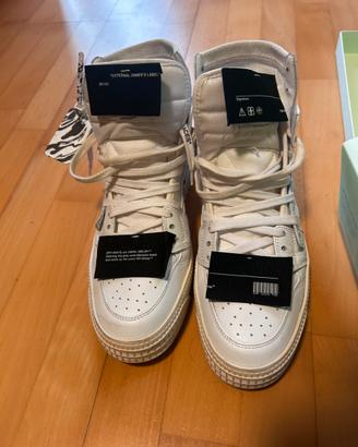 OFF-WHITE