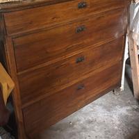 Mobile con cassetti antico