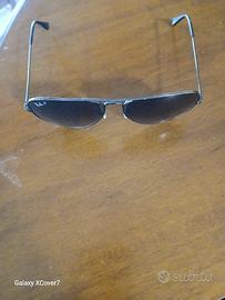 Ray ban a goccia neri con lenti nuove 