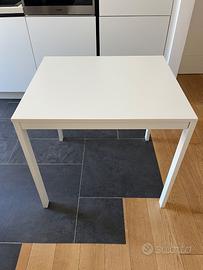 Tavolo allungabile IKEA modello Vihals