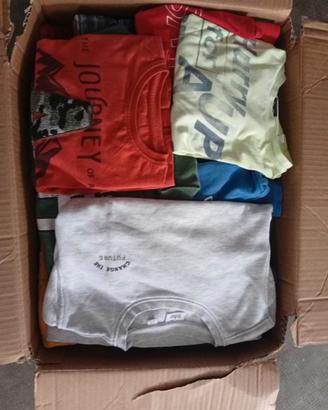 Scatolone vestiti 4-5-6 anni
