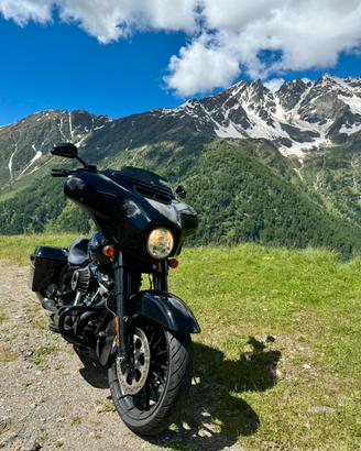 Harley - Davidson Turing Street Glide 114 - 2019