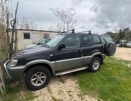 Nissan Terrano 2 gancio traino