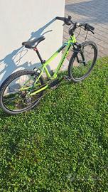 Mountain bike Rockrider ST500