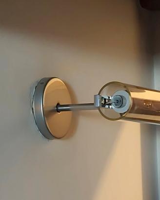 Applique di design Acheo di Artemide 
