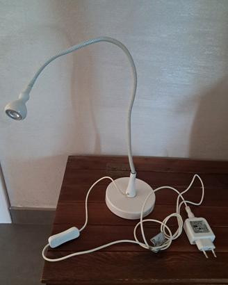 Lampada da scrivania 