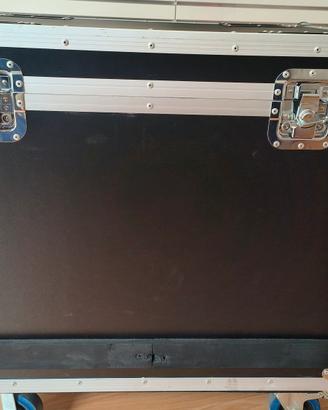 FLIGHTCASE