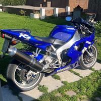 Yamaha YZF R1 - 1999