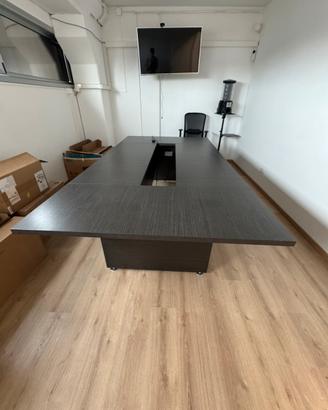 Tavolo sala riunioni