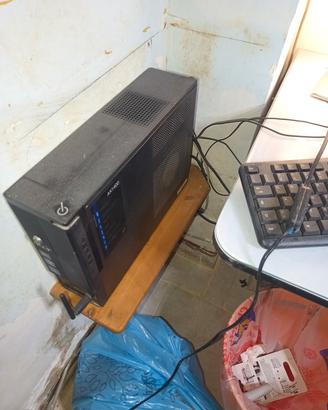 Computer desktop Acer AX1400