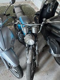 Moto d'epoca benelli 125