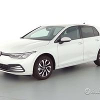 Volkswagen golf 8 anno 2022 ricambi