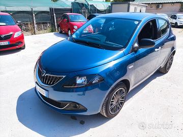 Lancia Ypsilon 1.0 FireFly 5 porte S&S Hybrid Ecoc