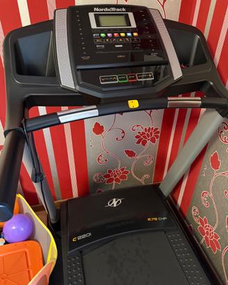 Tapis roulant NordicTrack C220i usato
