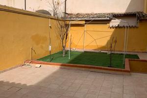 Bilocale a torrette con corte esterna