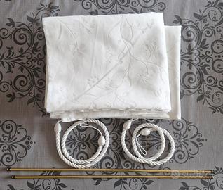 Tende lunghe bianche