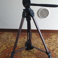 Treppiede per macchina fotografica Vanguard VT 438