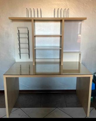 Scrivania IKEA Mikael con hutch e accessori