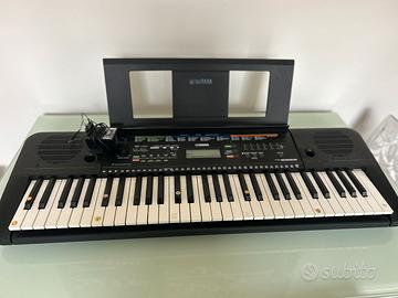 YAMAHA tastiera portatile PSR E273