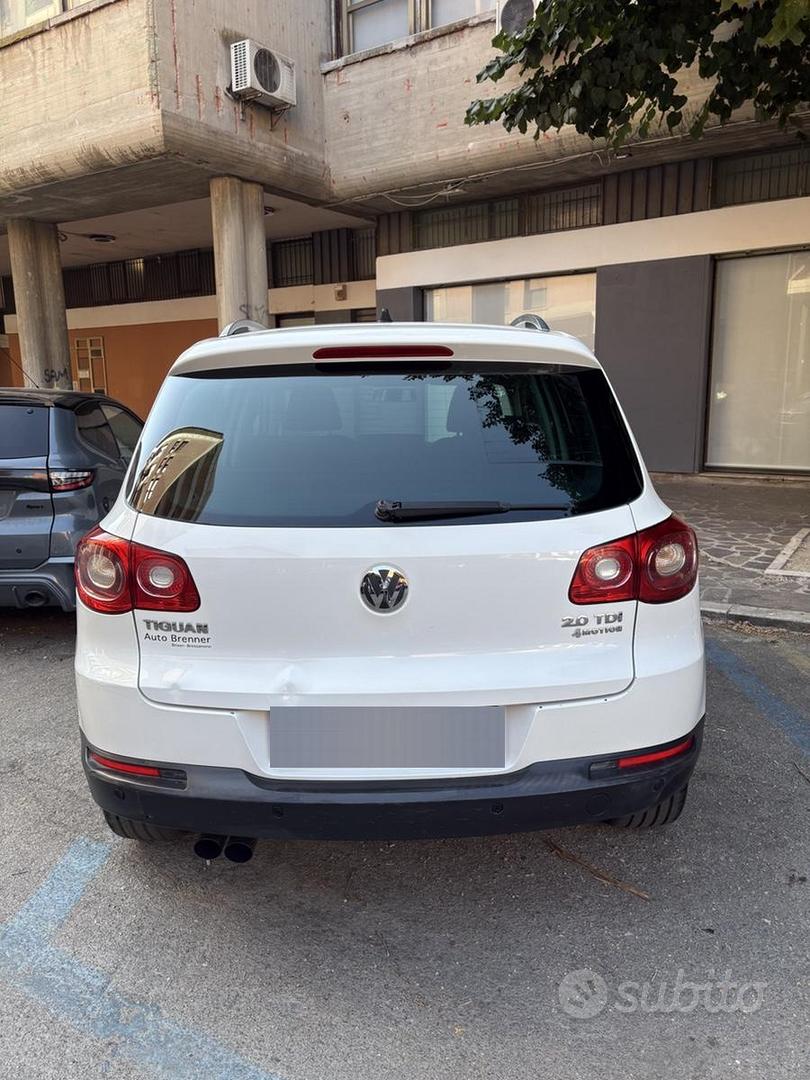 Volkswagen Tiguan 2011 photo 2