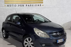 Opel Corsa Benzina Neopatentati 5 posti