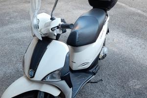 piaggio liberty