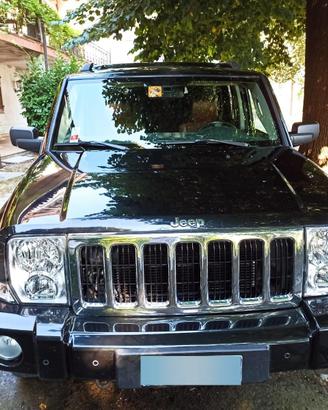 Jeep Commander  3.0 TD permuto con Vito o simili