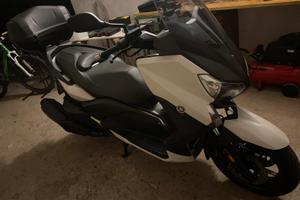Yamaha scooter X Max 400 ABS