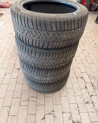235/45/18 98v Pirelli sottozero 3