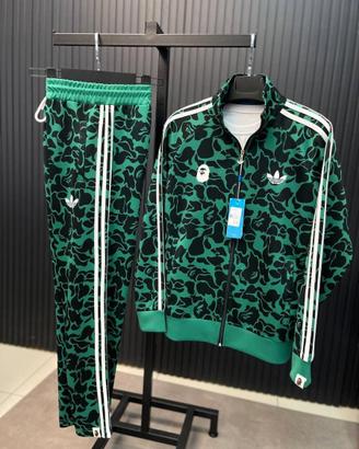 Completo Adidas x Bape