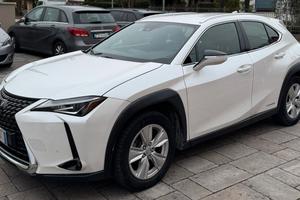 Lexus UX 250H