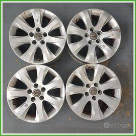 Cerchi in Lega Opel Meriva B 15 pollici 15 6.5J