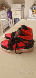 NIKE AIR JORDAN 1 MID HOT PUNCH BLACK