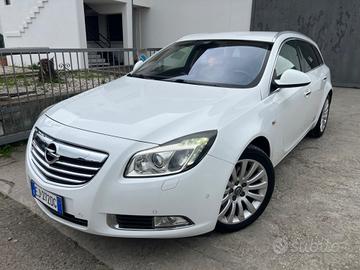 OPEL INSIGNIA AUTOMATICA DIESEL MODELLO SPORT FULL