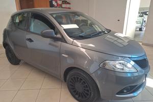 Lancia Ypsilon 1.0 FireFly 5 porte S&S Hybrid Ecoc