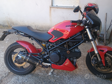 Ducati Monster 695