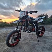 Husqvarna SM 125 - 2010