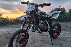 Husqvarna SM 125 - 2010