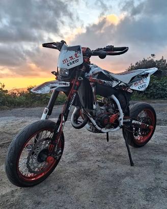 Husqvarna SM 125 - 2010 Prezzo trattabile