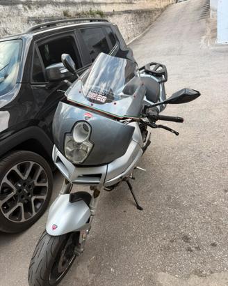 Ducati Multistrada 1000 DS