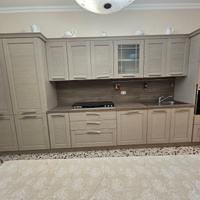 Cucina completa di elettrodomestici