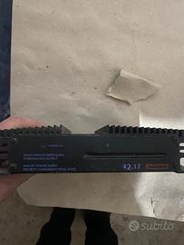 Amplificatore macron